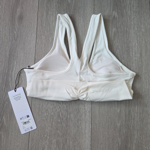 Alo Yoga Set Match Point Tennis Skirt And Wild Thing Bra White Color Authentica - Picture 2 of 4